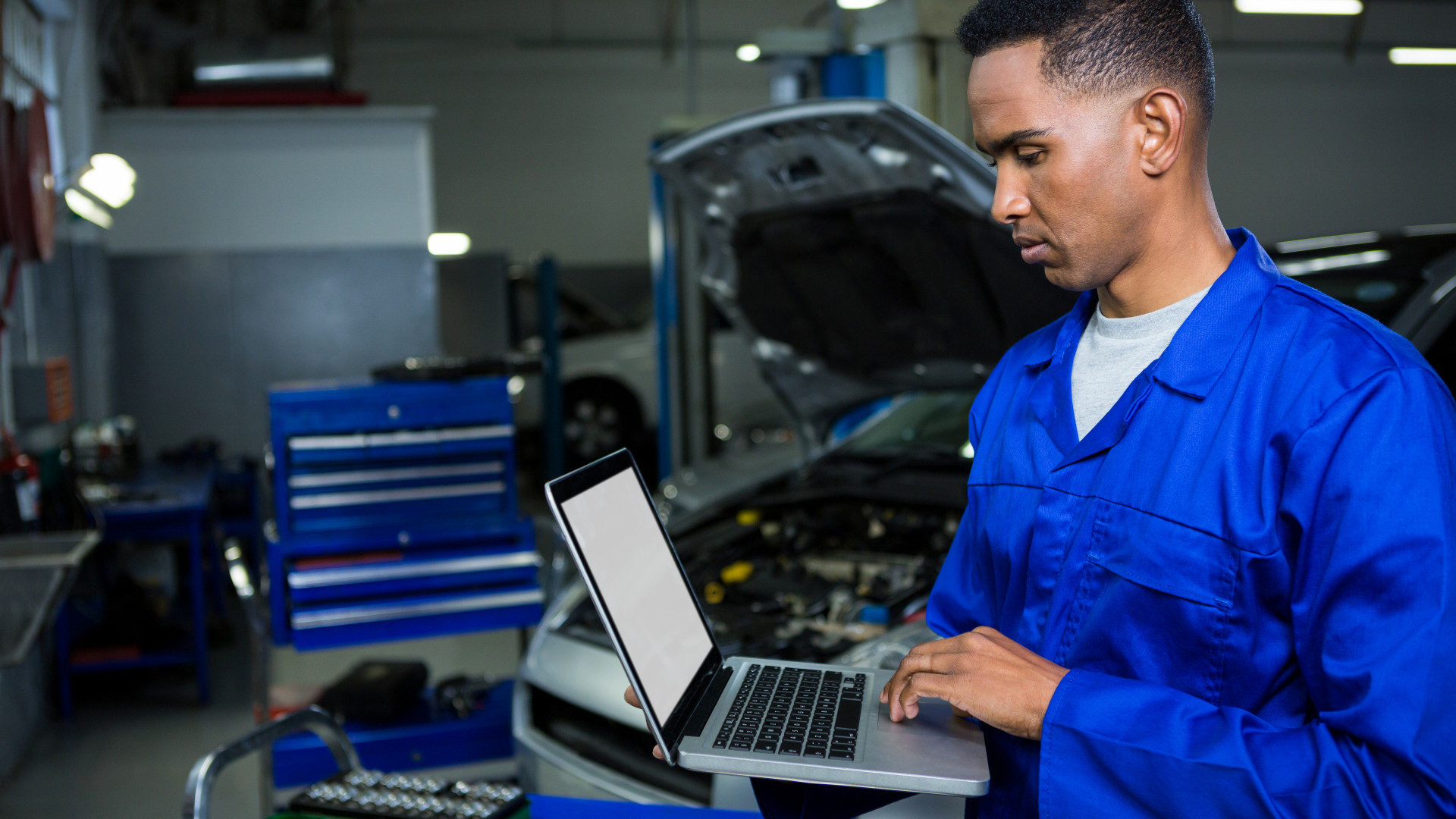 Optimiser la performance d’un garage grâce à des équipements de contrôle technique adaptés